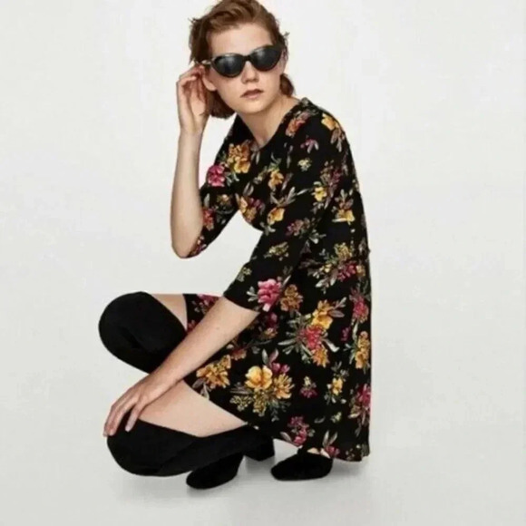 Zara Floral Print Mini 3/4 Sleeve Fit & Flare Dress XS - Picture 2 of 8